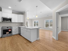 485 Blue Hills Parkway 6, Milton MA 02186