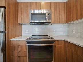 9 Medford 410, Somerville MA 02143