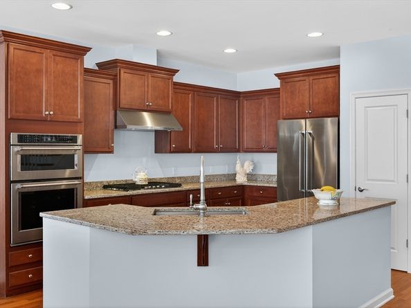 18 Kensington, Plymouth MA 02360