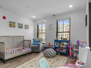 173 Magnolia St 5, Boston MA 02125