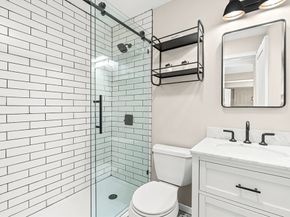 5 Holden Ct 3, Boston MA 02109