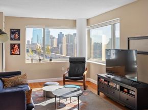 10 Museum Way 1522, Cambridge MA 02141