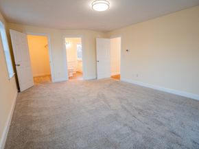 33 Lakeside Dr, Shrewsbury MA 01545