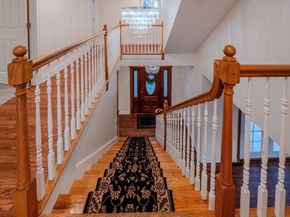 33 Lakeside Dr, Shrewsbury MA 01545