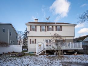 33 Lakeside Dr, Shrewsbury MA 01545