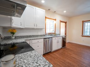 33 Lakeside Dr, Shrewsbury MA 01545