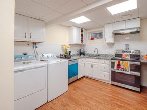 33 Lakeside Dr, Shrewsbury MA 01545