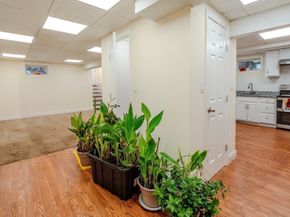 33 Lakeside Dr, Shrewsbury MA 01545