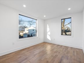 1 Knollwood Road, Marblehead MA 01945