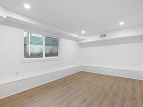 1 Knollwood Road, Marblehead MA 01945