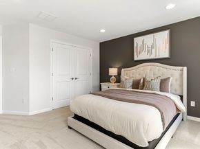 25 Sandtrap Cir 8, Walpole MA 02081