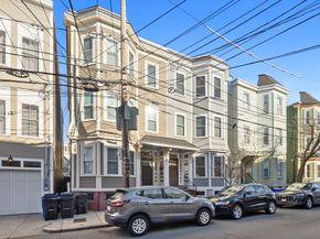 242 W 5th St 3, Boston MA 02127