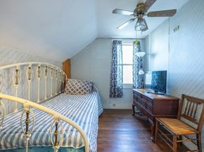 10 Prospect Street, Medway MA 02053