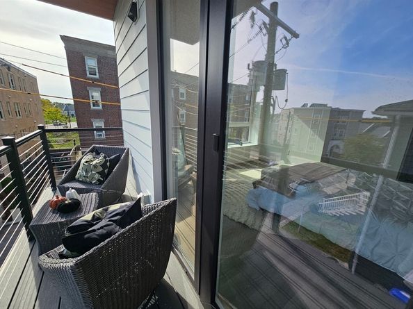 64 Alpine St 304, Boston MA 02119