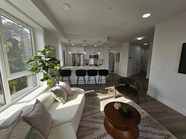 64 Alpine St 304, Boston MA 02119