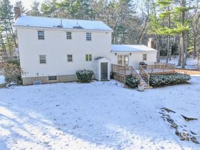 40 Maureen Drive, Tewksbury MA 01876