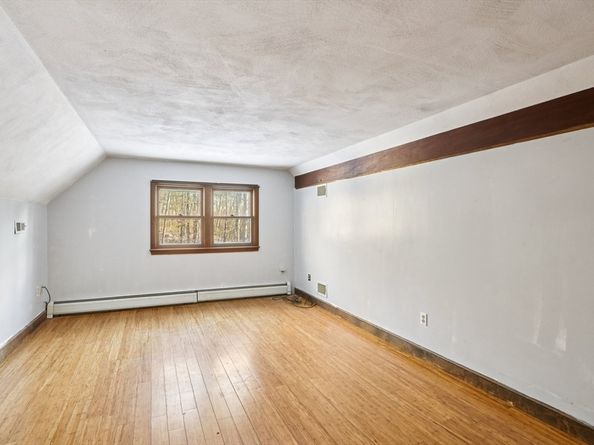 143 Hudson Rd, Stow MA 01775