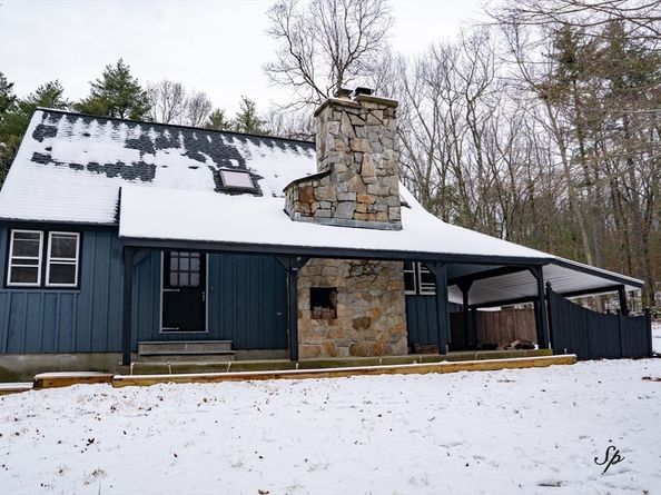 143 Hudson Rd, Stow MA 01775