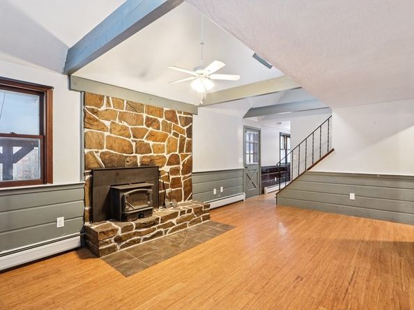 143 Hudson Rd, Stow MA 01775