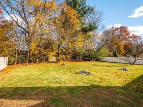 34 Irving Dr, Walpole MA 02081