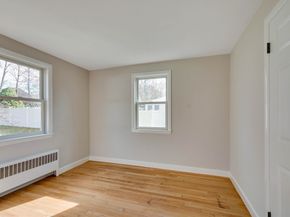 34 Irving Dr, Walpole MA 02081