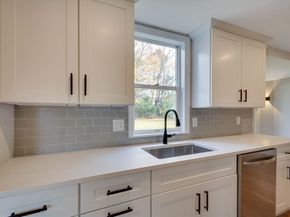 34 Irving Dr, Walpole MA 02081