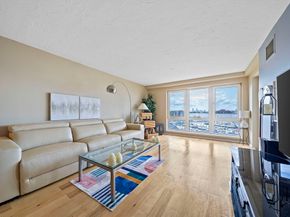 2001 Marina Dr 506W, Quincy MA 02171