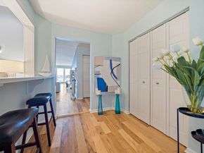 2001 Marina Dr 506W, Quincy MA 02171