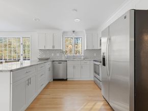 6 Glen Drive, Lynnfield MA 01940