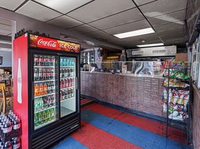 308 Main St, Oxford MA 01540