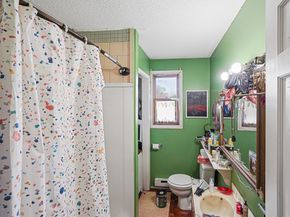 308 Main St, Oxford MA 01540