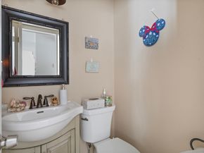 34 Rosslare Drive 108, Worcester MA 01602