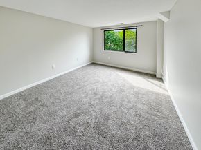 8 9th 513, Medford MA 02155