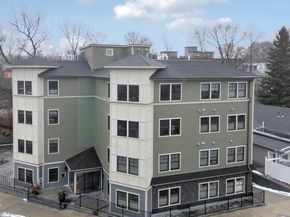 18 Robert Street Unit 4, Boston MA 02131