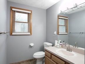 93 A Lexington St, Burlington MA 01803