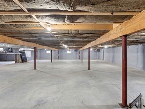 41 Myrtle St, Norfolk MA 02056