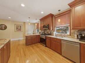 15 Grosvenor Park, Lynn MA 01902