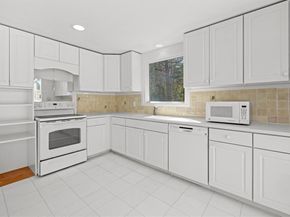 18 James Rd, Duxbury MA 02332