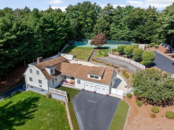 18 James Rd, Duxbury MA 02332