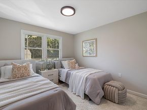 79 Humes Ave, Worcester MA 01605