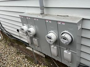 34 Enterprise St, Brockton MA 02301