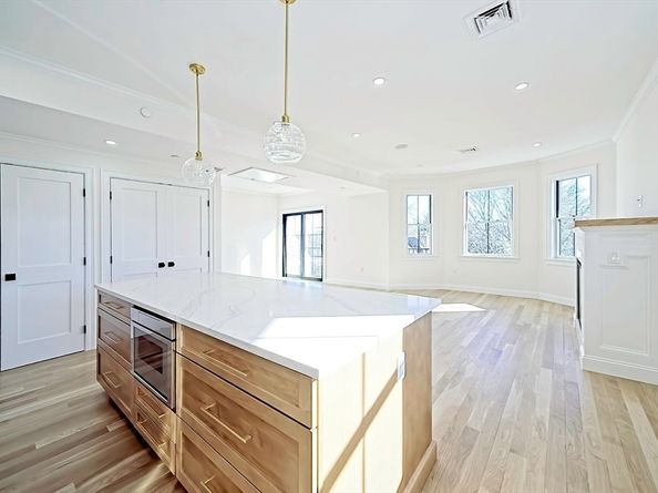 252 Lexington Avenue 4, Cambridge MA 02138