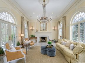 32 Sears Road, Southborough MA 01772