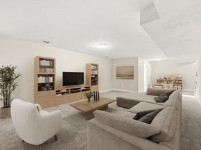 877 Brockton Avenue  877, Abington MA 02351