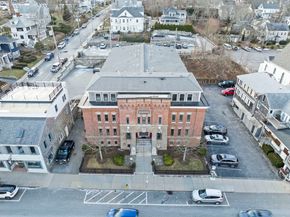 76 Court St 4, Plymouth MA 02360