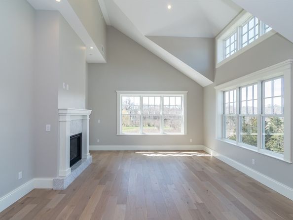 87 Elm Street 319, Cohasset MA 02025