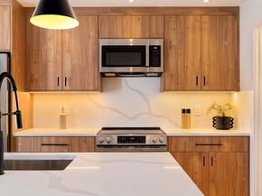 246 Bremen St 3, Boston MA 02128