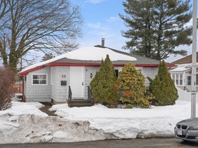 35 Dustin St, Worcester MA 01604