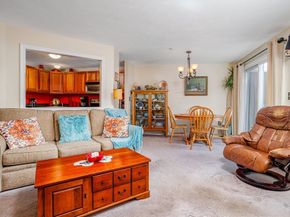 101 Bridle Cross Rd 101, Fitchburg MA 01420