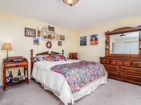 101 Bridle Cross Rd 101, Fitchburg MA 01420